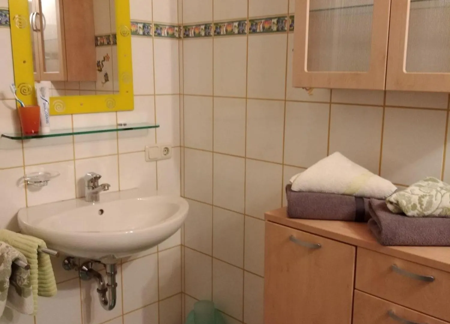 Apartment Arbeiterwohnung Entbuchner Hof Rohrdorf  Germany